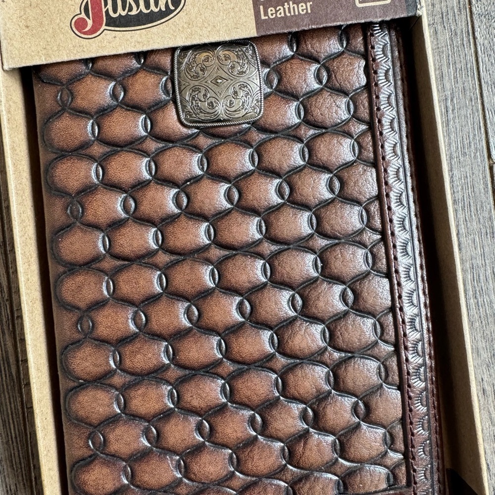 Justin Low Profile Rodeo Wallet Tooled- New In Box - Picture 2 of 6